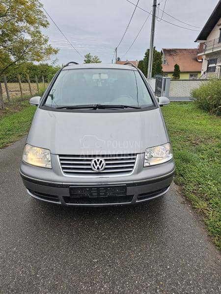 Delovi za Volkswagen Sharan 2004. god.