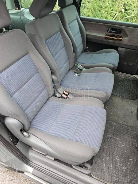 Delovi za Volkswagen Sharan 2004. god.