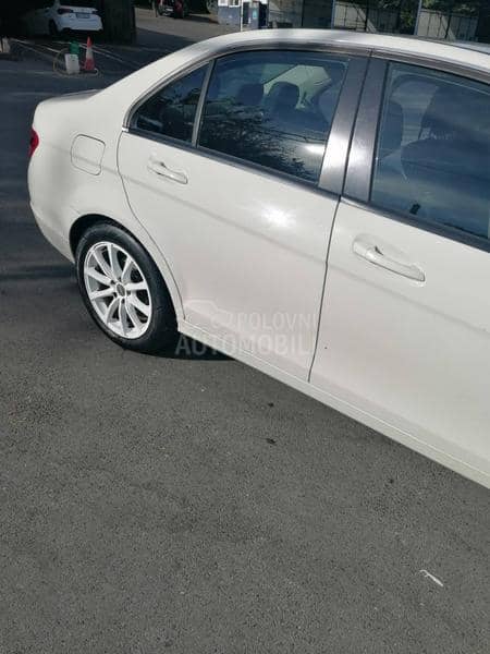 Mercedes Benz C 180 2.2 CDI