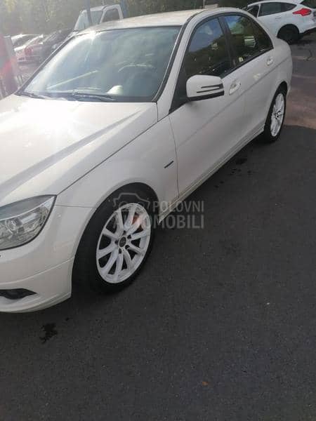 Mercedes Benz C 180 2.2 CDI