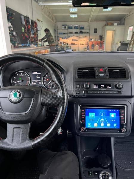 multimedija android carplay