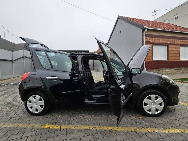 Renault Clio 1.2 16v DYNAMIQUE
