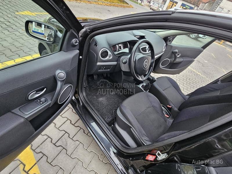 Renault Clio 1.2 16v DYNAMIQUE