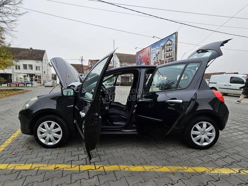 Renault Clio 1.2 16v DYNAMIQUE