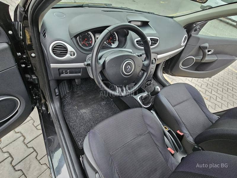 Renault Clio 1.2 16v DYNAMIQUE