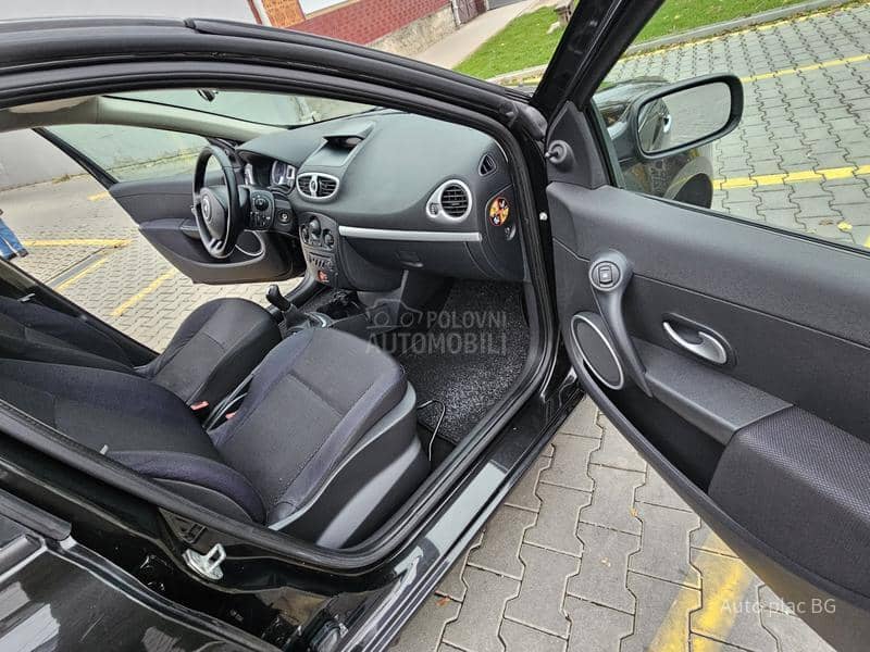 Renault Clio 1.2 16v DYNAMIQUE