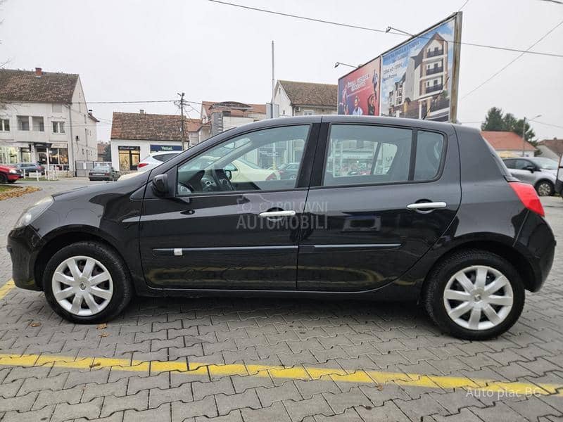 Renault Clio 1.2 16v DYNAMIQUE