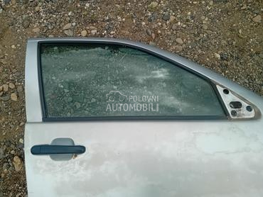 Prednje desno staklo za Seat Cordoba