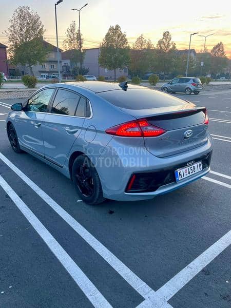 Hyundai Ioniq Hybrid