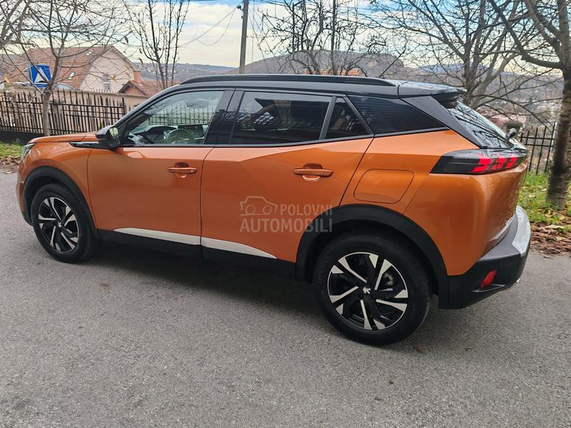 Peugeot 2008 1.2  GT Line 130