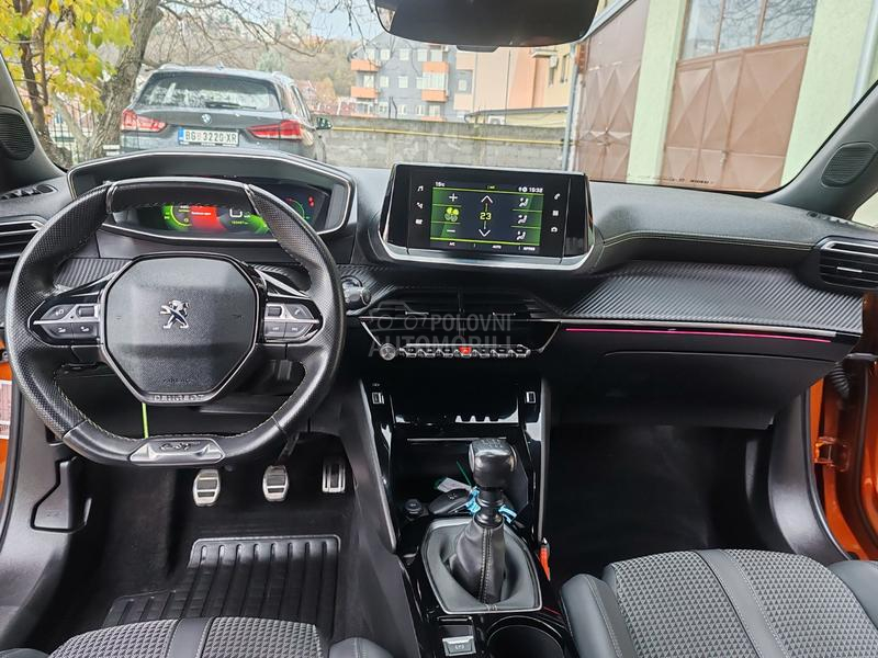 Peugeot 2008 1.2  GT Line 130