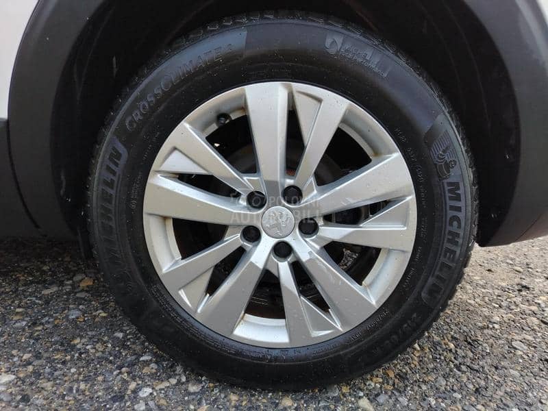 Peugeot 5008 Virtual LED NOV