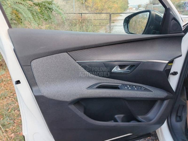 Peugeot 5008 Virtual LED NOV