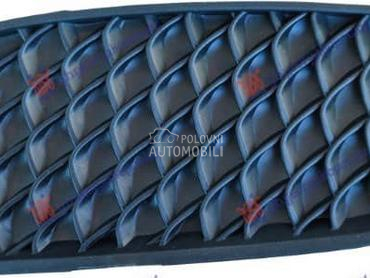 RESETKA PREDNJEG BRANIKA Levo za Mercedes Benz A Klasa od 2015. do 2018. god.