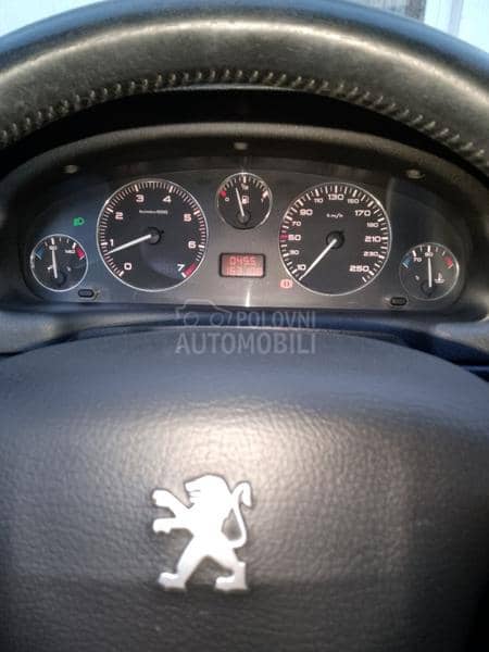 Peugeot 406 