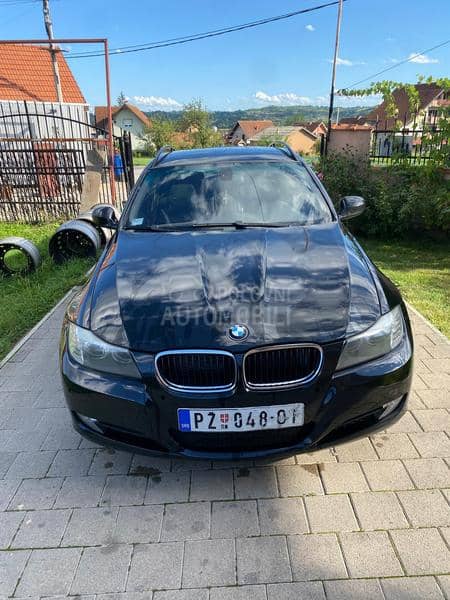 BMW 330 