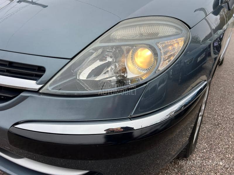 Citroen C8 2.0HDI T O P