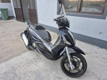 Piaggio BEVERLY 350 SPORT