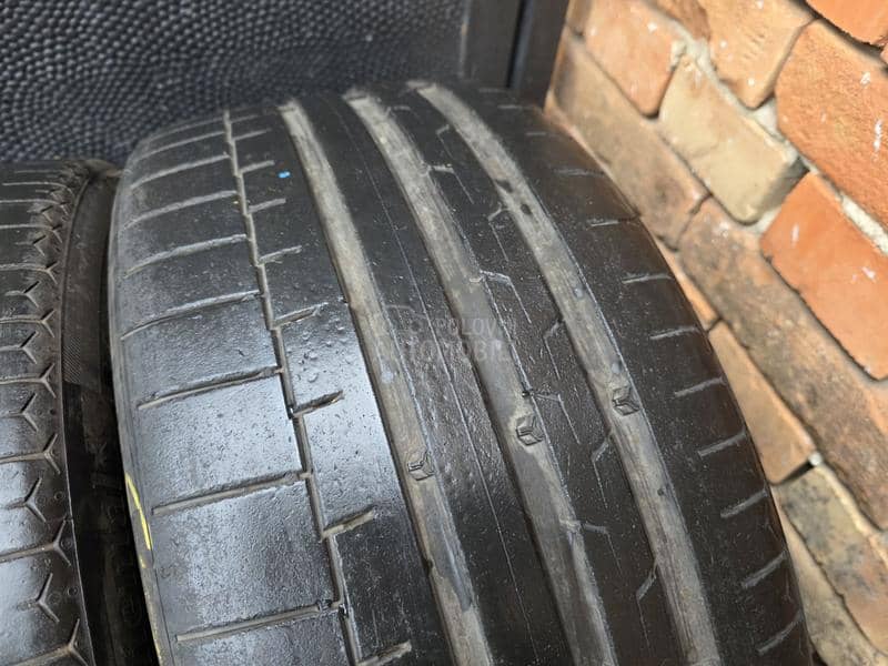 Continental 235/35 R19 Letnja
