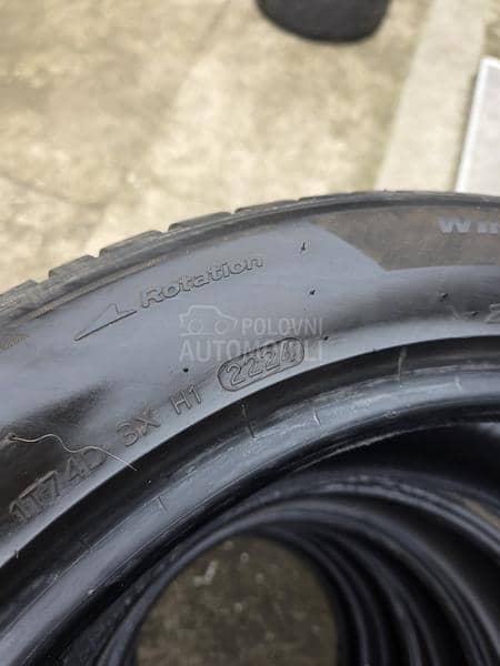 Hankook 235/55 R18 Zimska