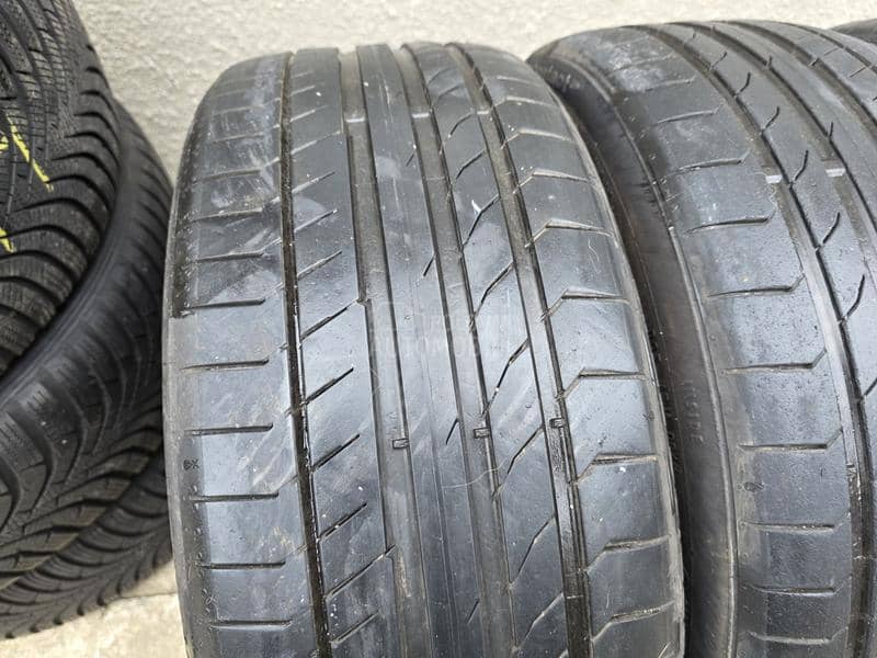 Continental 225/40 R19 Letnja