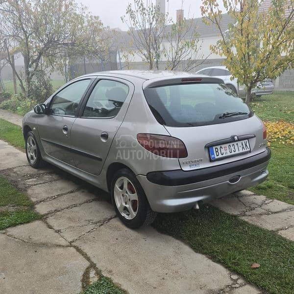Peugeot 206 1.4 h d i