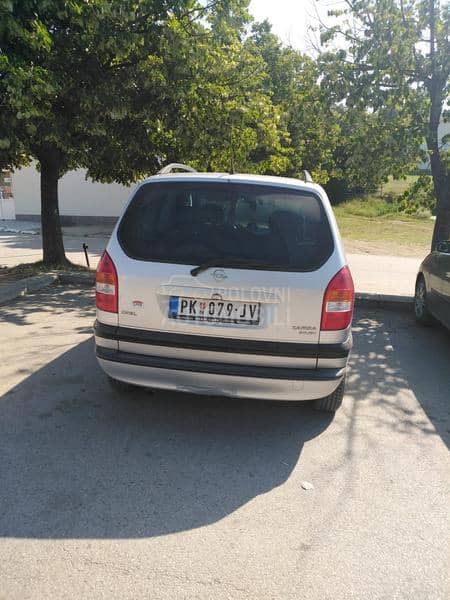 Opel Zafira 