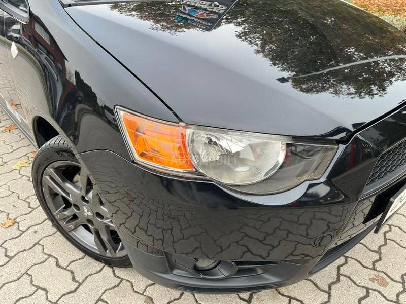 Mitsubishi Colt 1.5T Relly Art