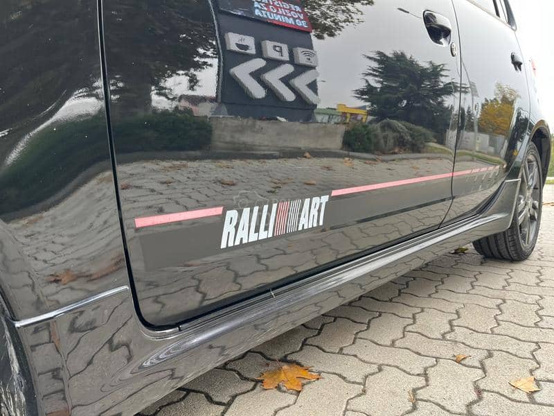 Mitsubishi Colt 1.5T Relly Art