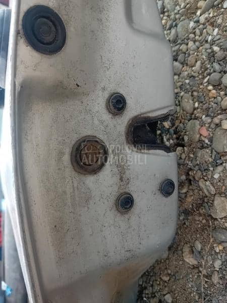 Prednja leva brava vrata