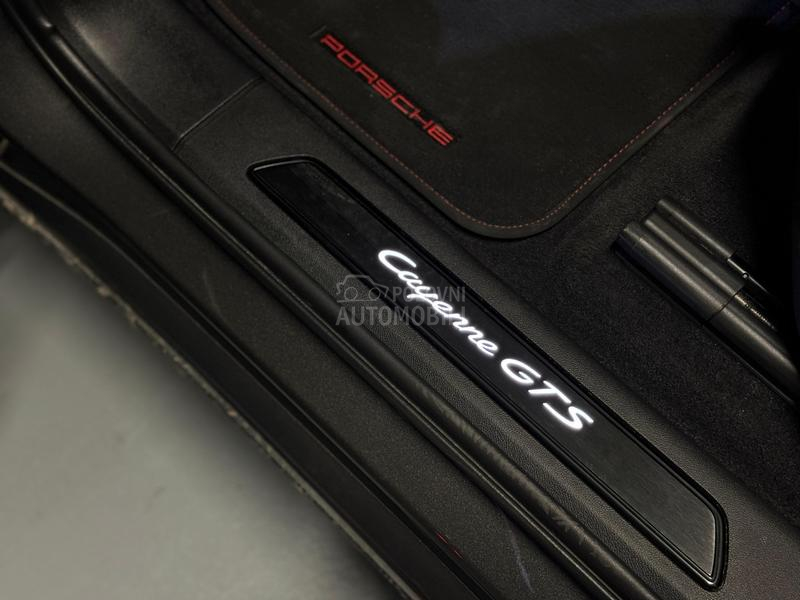 Porsche Cayenne GTS