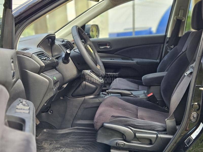 Honda CR-V 4 x 4