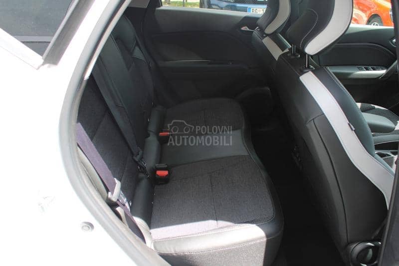 Renault Captur 1.3 TCE DCT Intens