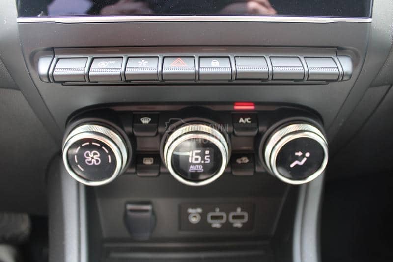 Renault Captur 1.3 TCE DCT Intens