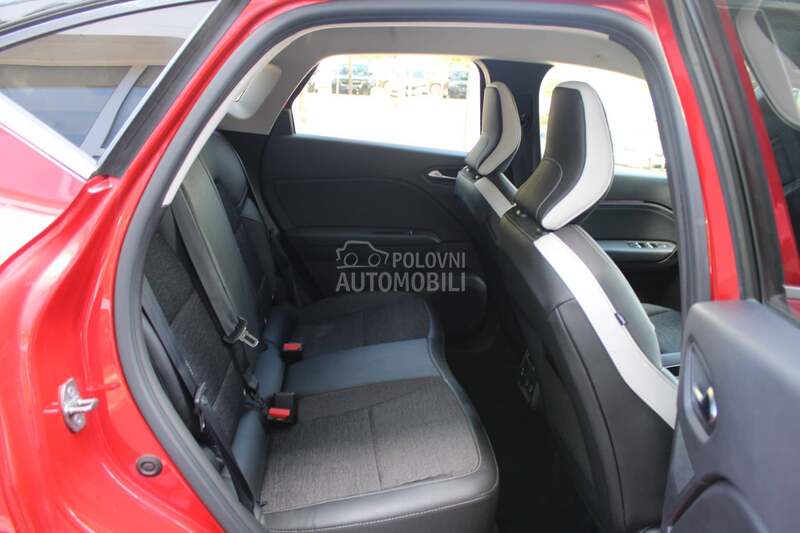 Renault Captur 1.3 tCe DCT Intens