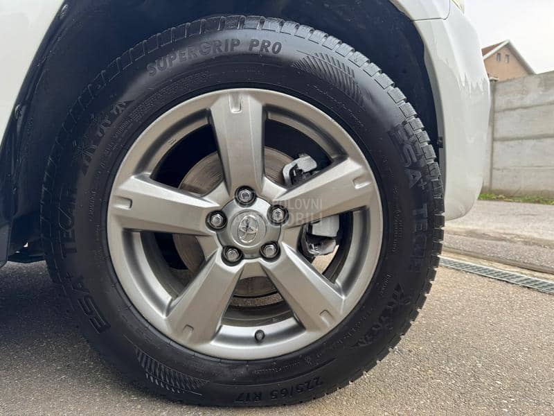 Toyota RAV 4 2.0 4x4 SPORT MATIK
