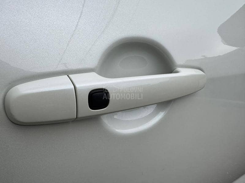 Toyota RAV 4 2.0 4x4 SPORT MATIK