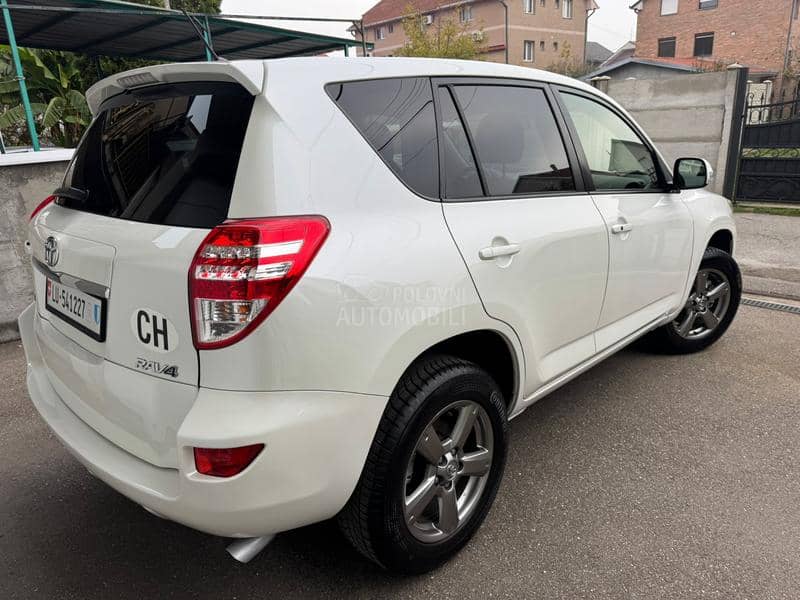 Toyota RAV 4 2.0 4x4 SPORT MATIK