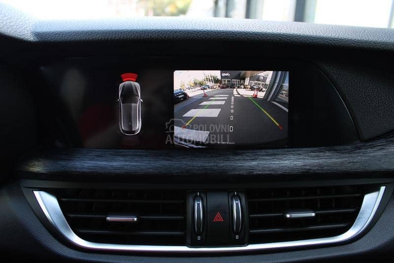 Alfa Romeo Stelvio 2.0 SPRINT Q4 AUT