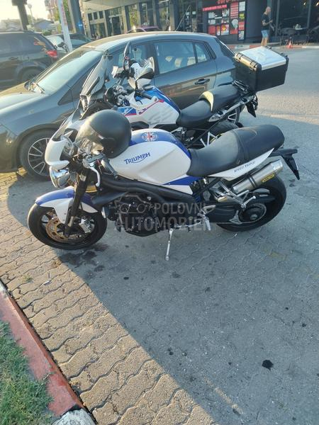 Triumph speed triple