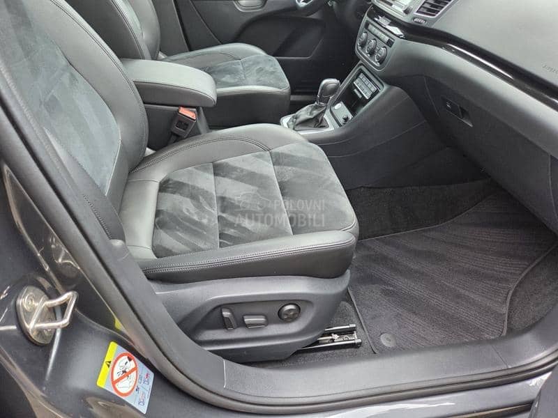 Volkswagen Sharan 2.o tdi dsg 4x4 led