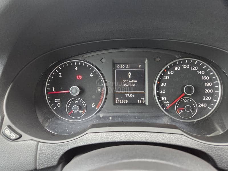 Volkswagen Sharan 2.o tdi dsg 4x4 led