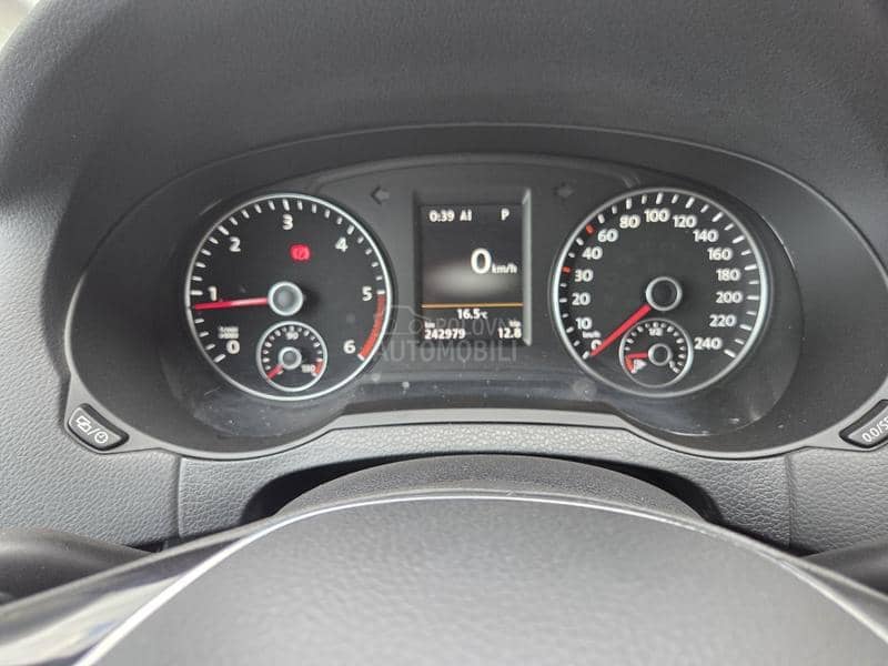 Volkswagen Sharan 2.o tdi dsg 4x4 led