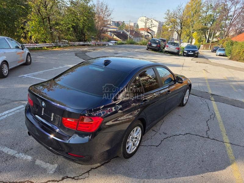 BMW 320 i MATIK NOV NOV