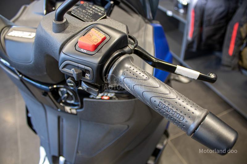 Piaggio MP3 310 Sport