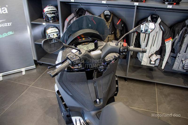 Piaggio MP3 310 Sport