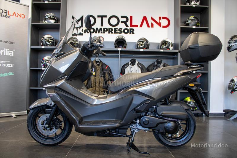 Kymco Skytown 50