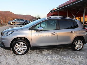 Peugeot 2008 1.2 STYLE