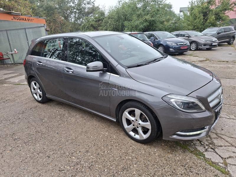 Mercedes Benz B 200 1,6 b