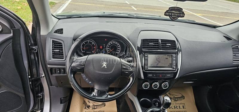 Peugeot 4008 18d 4 pogon